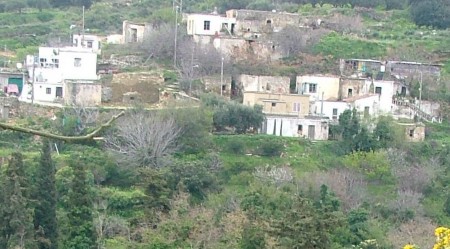 ΠΥΡΓΟΣ ΑΦΕΝΤΑΚΑΚΗ ΣΤΟ ΧΩΡΙΟ